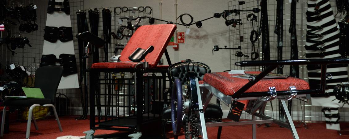 Sinners homepage image of trade show display